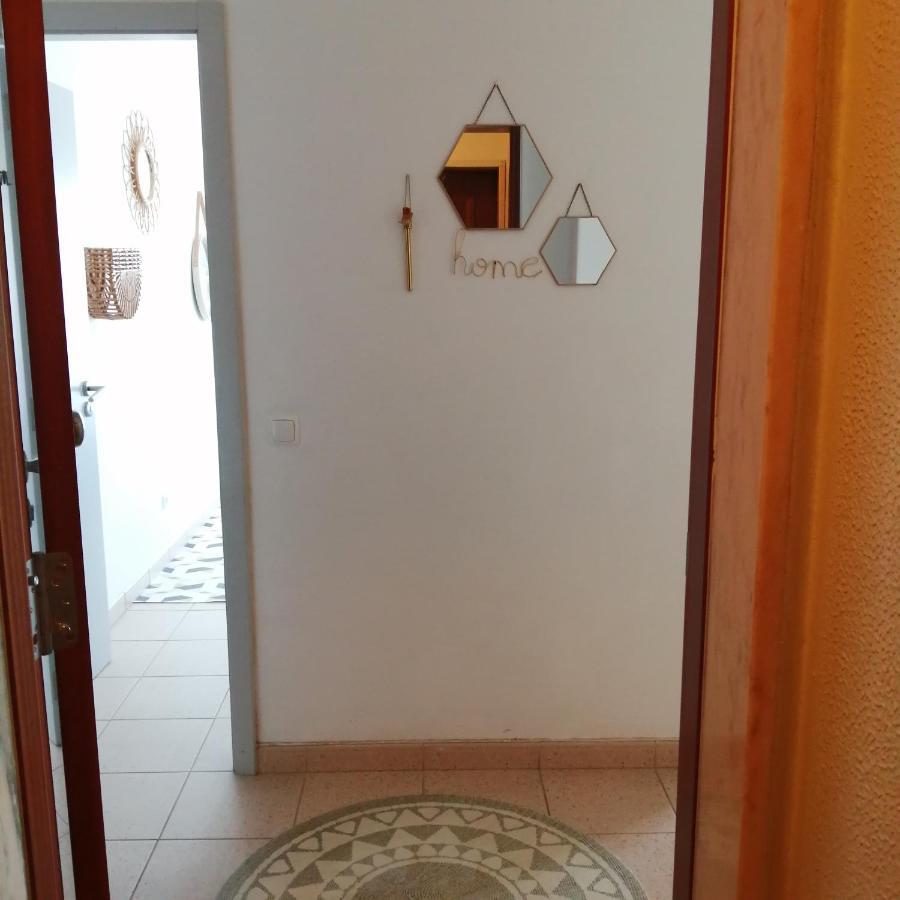 Appartement Vue Sur Mer Et Pieds Dans L'Eau! Portimão Exterior foto